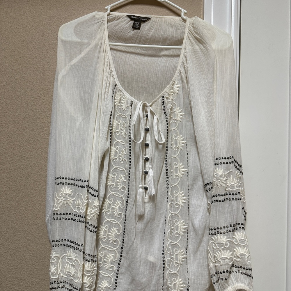 Tommy Bahama Cream Embroidered Blouse